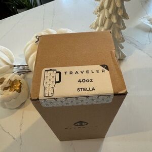 Stella 40 oz
